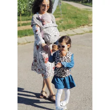 Manduca dollCarrier Leo - játék babahordozó