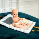 Djeco Pomea fürdethető játékbaba - Olive (32 cm)