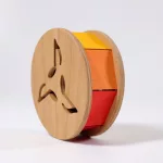 Grimm's Hang és színkerék csörgő babajáték - Sound and Colour wheel