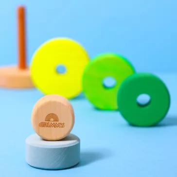   Grimm's neon zöld kis Montessori torony fa építőjáték