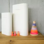 Grimm's neon pink Montessori torony fa építőjáték