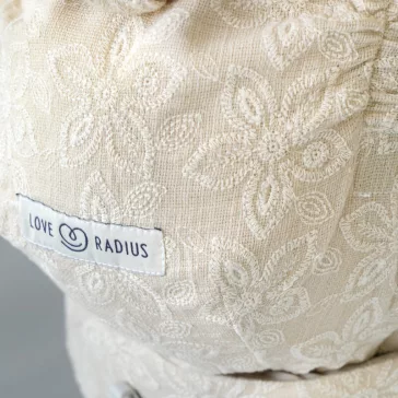   LoveRadius Hoodie babahordozó 2 limitált - Linen Flower - Fleur de lin
