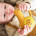 Oli&Carol természetes rágóka - Richie, az oroszlán