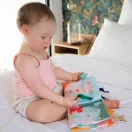 Sophie zsiráf - felfedezések babakönyve Sophie zsiráf - felfedezések babakönyve